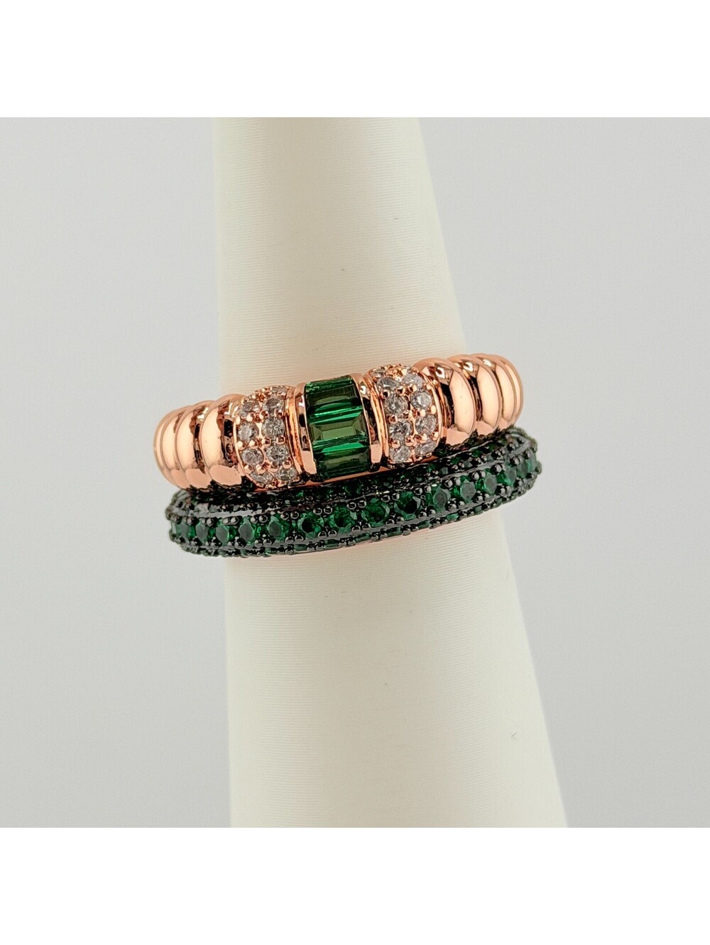 Bomb Party May 2pc Ring Size 10 “Evergreen” Lab Created Emerald on Rose Gold